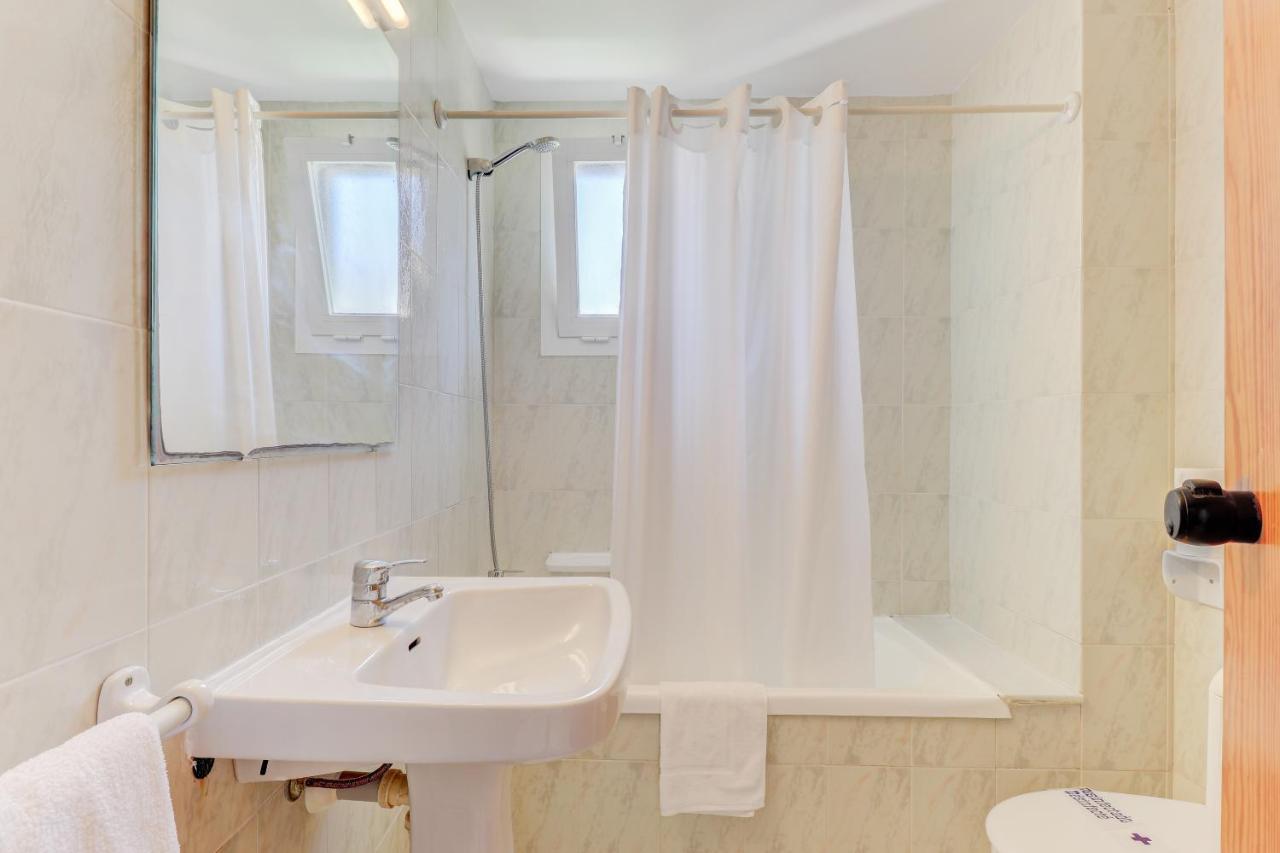 Apartamentos Llevant Port de Pollença Ngoại thất bức ảnh